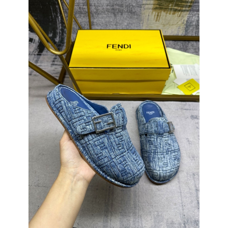 F**di slippers